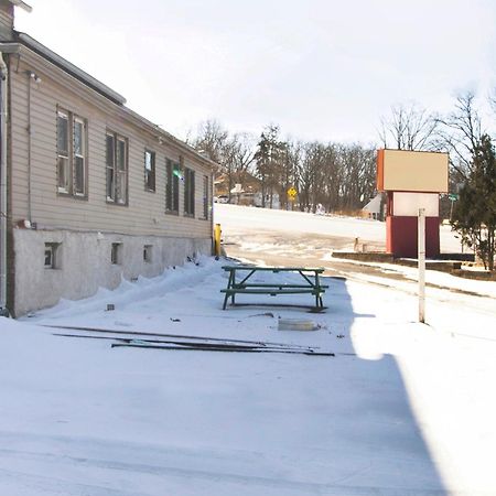 Oyo Hotel Wilkes-Barre East Kültér fotó